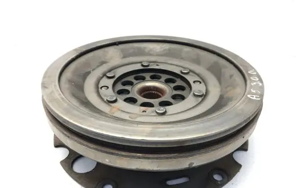 Audi A5 Sportback 8TA Flywheel 0B5105317F
