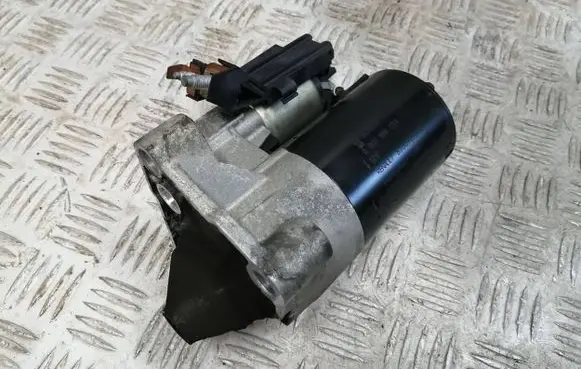Renault Megane III Starter motor 8200929534 20080912 0001106024