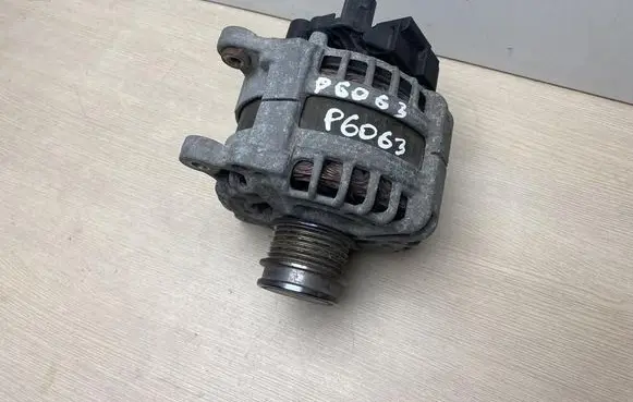 Volkswagen PASSAT B8 Generator/alternator 05E903026L