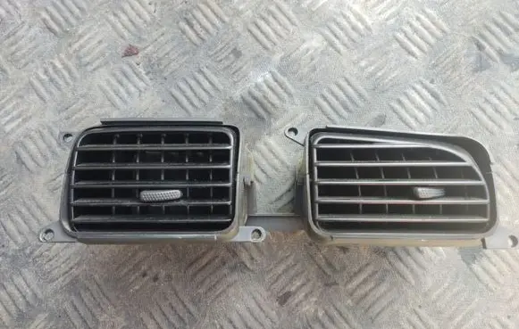 Subaru Legacy Dash center air vent grill