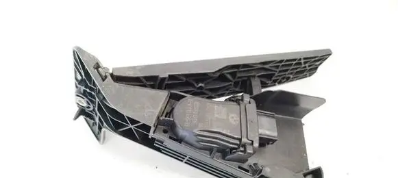 BMW 2 F22 F23 Accelerator throttle pedal 35426853175
