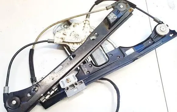 Mercedes-Benz C W203 Sliding door window regulator with motor a2037201746