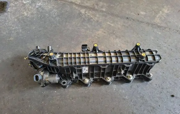 Opel Insignia B Intake manifold 55503705 AM42901000042100