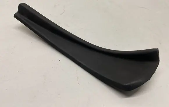 Nissan Qashqai Wiper trim 66894BR00A