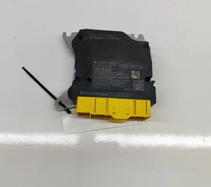 Mercedes-Benz GLE W167 Airbag control unit/module A1679020614 A1679010202