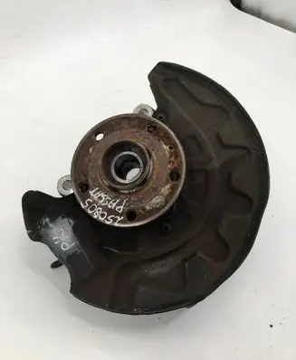 Volkswagen PASSAT B8 Front wheel hub 5q0407257c