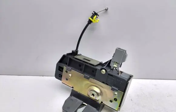Volvo XC90 Tailgate/trunk/boot lock/catch/latch 30753479