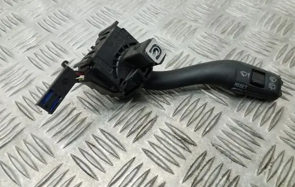 Audi A3 S3 A3 Sportback 8P Wiper control stalk 8P0953519A
