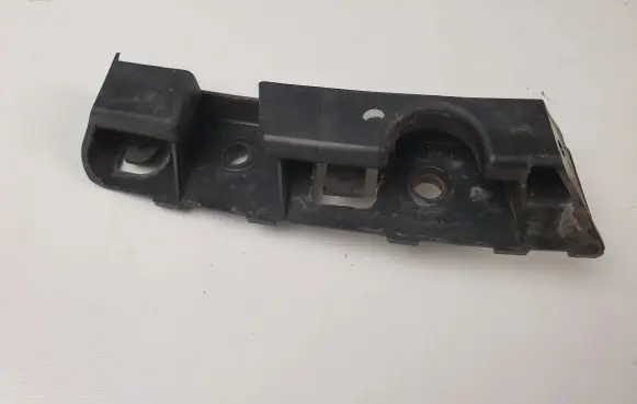 Peugeot 508 Front bumper mounting bracket 9686570480