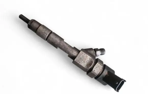 Fuel injector