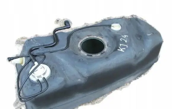 Jeep Cherokee III KJ Fuel tank 