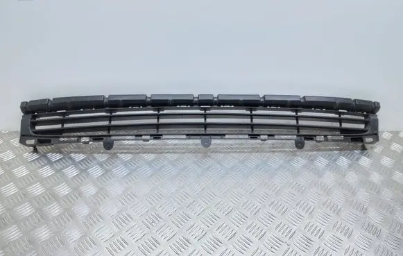 Peugeot Partner Front bumper lower grill 9681520477