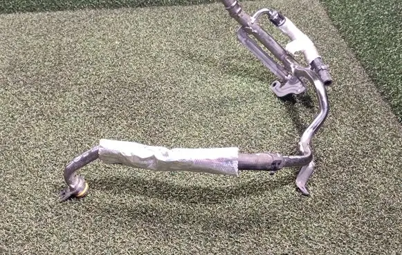 Land Rover Defender Engine coolant pipe/hose K6D3310100CD K6D38K598DD