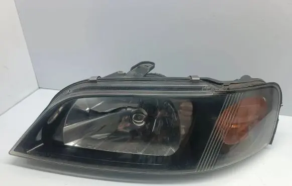 Mitsubishi Space Star Headlight/headlamp
