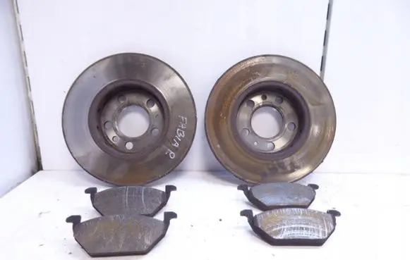Skoda Fabia Mk1 (6Y) Front brake disc 6R0615301