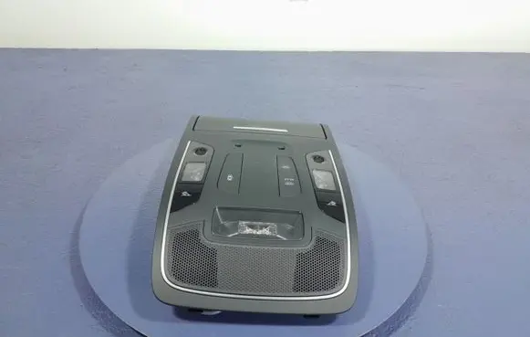 Audi A6 Allroad C7 Boot/trunk interior light 4G0947135B