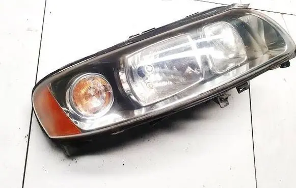 Volvo S60 Headlight/headlamp 30698830 89900258