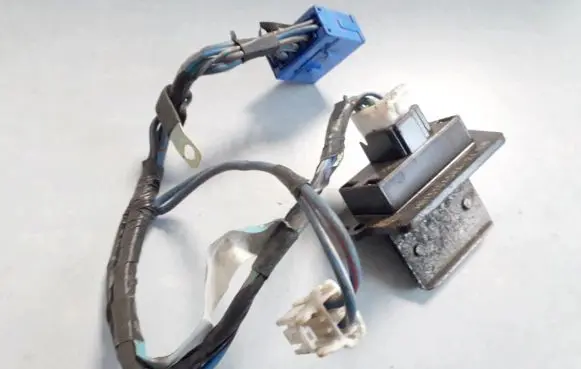 Mazda 626 Heater blower motor/fan resistor HB151GA5RA