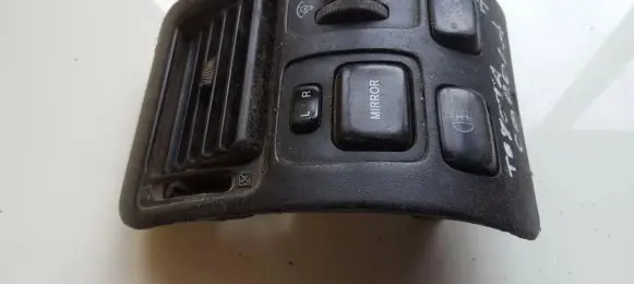 Toyota Corolla E110 Wing mirror switch 5541112150 55411-12150