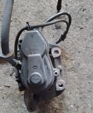Mercedes-Benz ML W166 Rear brake caliper