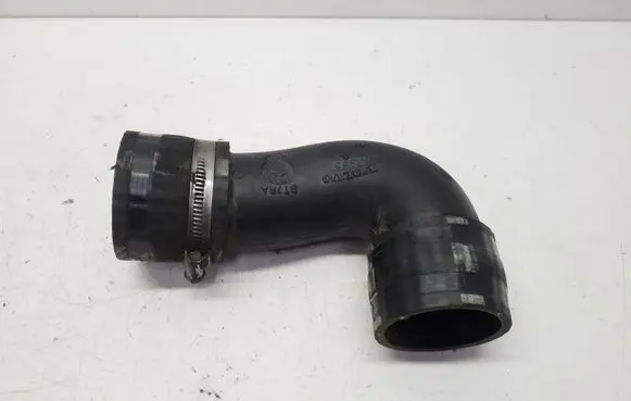 Intercooler hose/pipe
