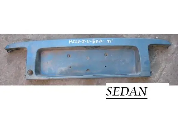 Mazda 626 Tailgate trim