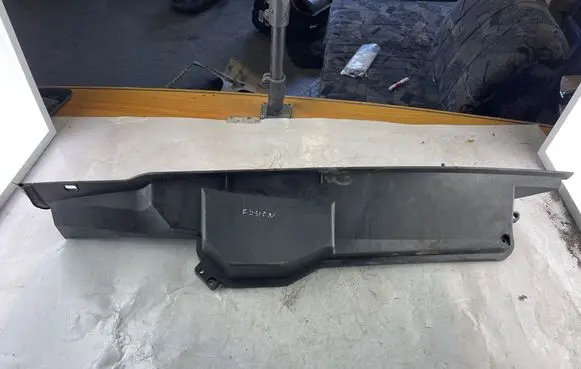 Ford Fusion Intercooler air guide/duct channel 2N11N016B26AD