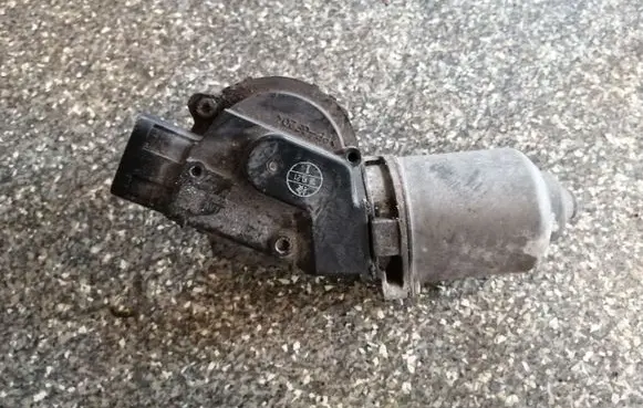 Opel Insignia A Wiper motor 13227392