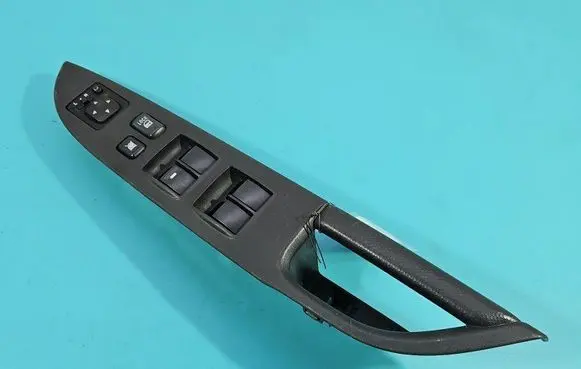 Mitsubishi ASX Electric window control switch 8608A207 IMPRK1488428