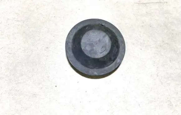 Headlight/headlamp dust cover