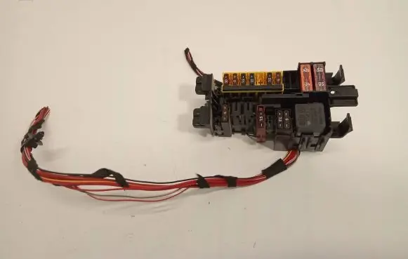Mercedes-Benz GLC C253 Fuse module A2059067200 1737022804 19261000002
