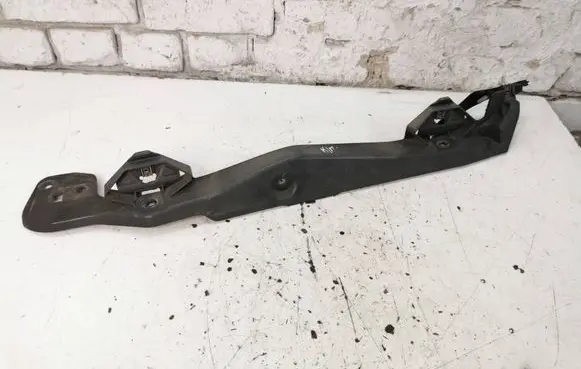 Renault Laguna III Fender mounting bracket 901270001R