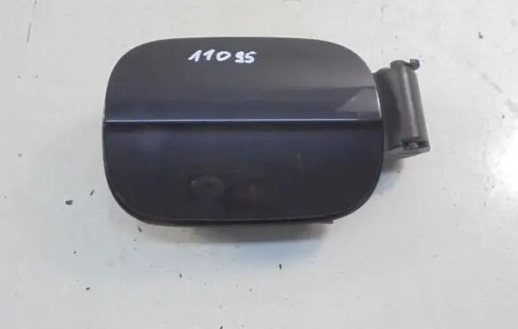 Audi A6 Allroad C5 Fuel tank cap trim 