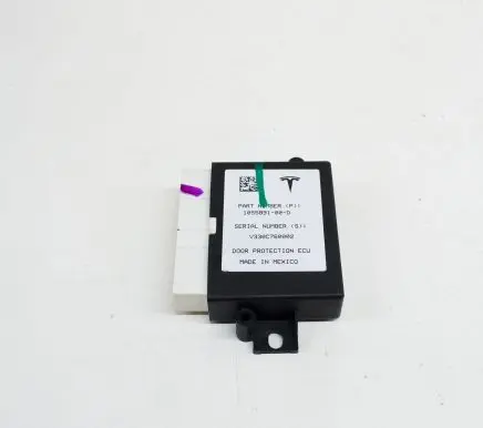 Tesla Model X Door control unit/module 105589100D