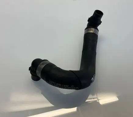 Mercedes-Benz E W211 Engine coolant pipe/hose A2118301396 2118301396