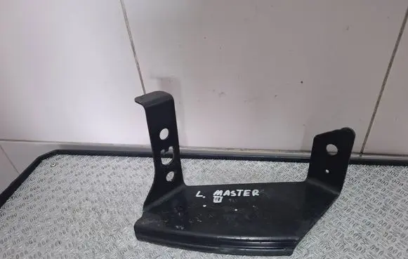 Renault Master III Front bumper mounting bracket 8200808374