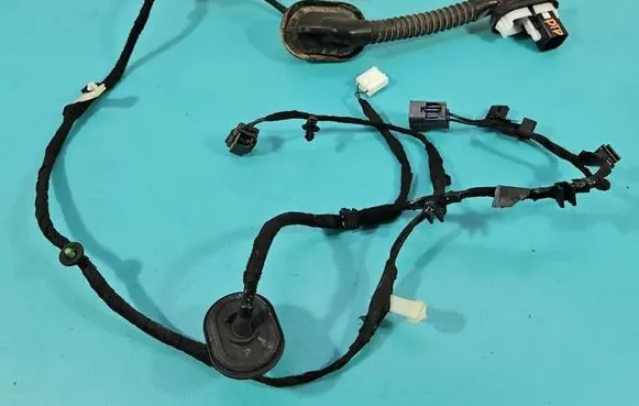 Ford Focus Rear door wiring loom JX6T-14632-GEAF IMPRK1536183