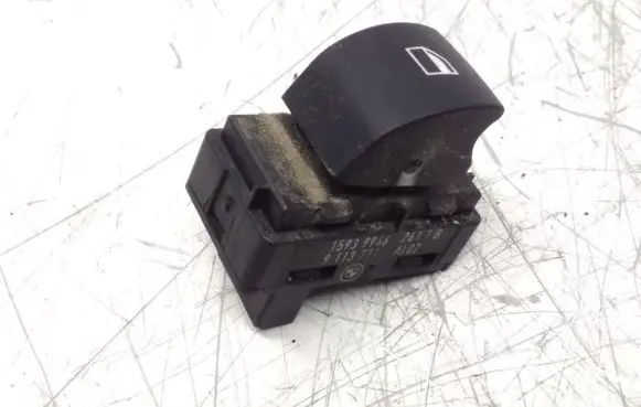 BMW 5 E60 E61 Electric window control switch 9113771
