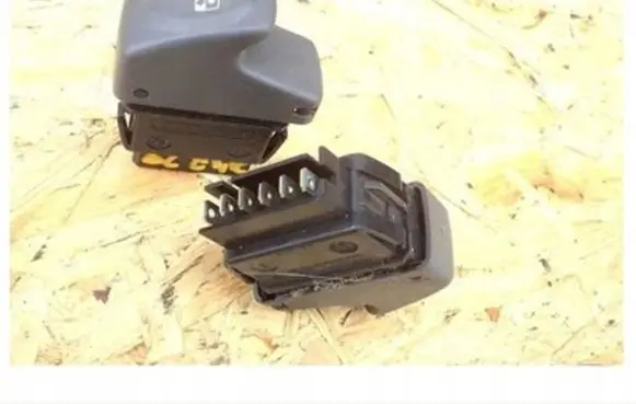 Renault Scenic I Electric window control switch