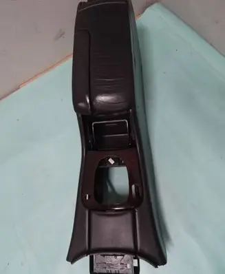 Mercedes-Benz S W220 Center console 