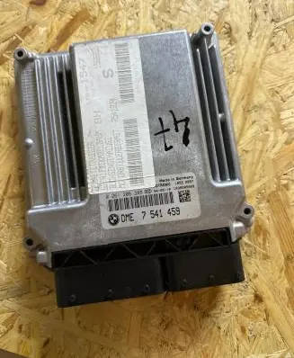 BMW 3 E46 Engine ECU kit and lock set 0261208388