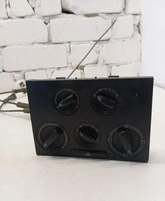 Volkswagen Transporter - Caravelle T4 Climate control unit 7D1819045L