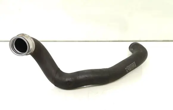 Mercedes-Benz E W211 Engine coolant pipe/hose A2115010982