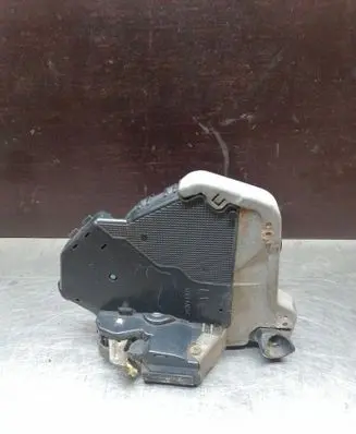 Lexus IS 220D-250-350 Front door lock 612508
