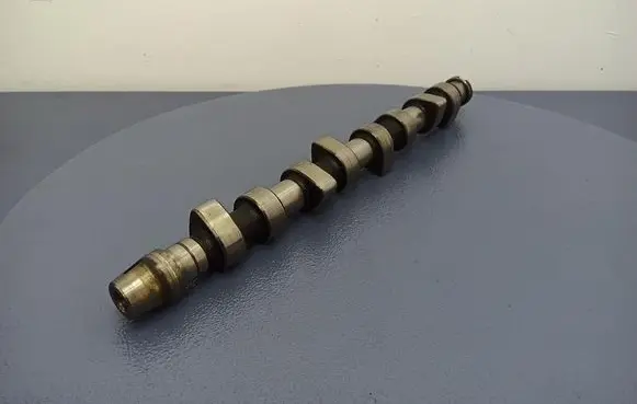Skoda Fabia Mk1 (6Y) Camshaft 38E