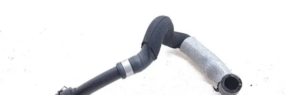 Volkswagen Touareg II Engine coolant pipe/hose 7P6122291H