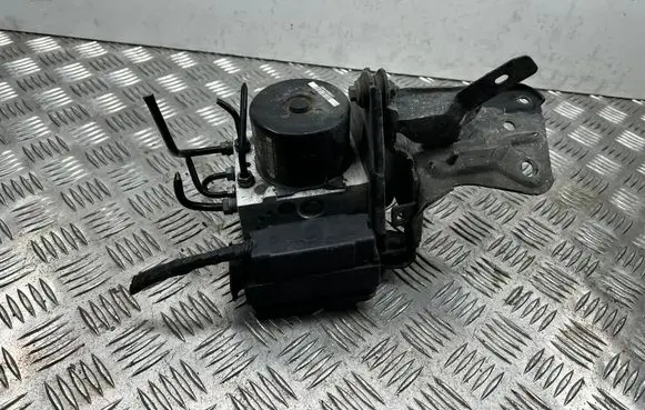 Skoda Superb B6 (3T) ABS Pump 1K0907379AJ 609C2900207 1K0614517AT