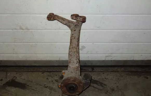 Audi A4 S4 B5 8D Front wheel hub spindle knuckle 8D0407258