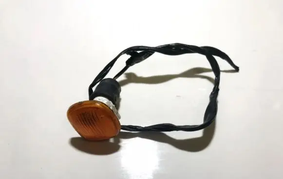 Audi A3 S3 8L Front fender indicator light
