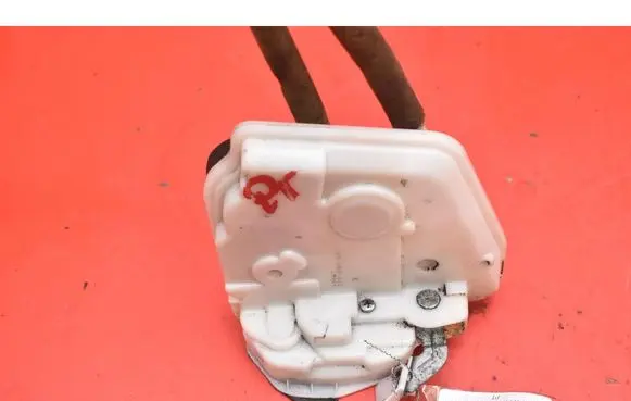 Mazda 2 Rear door lock G03G09R2